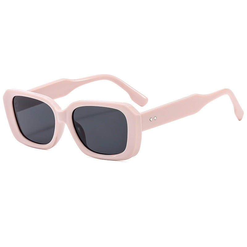 Ladies Oversized Sunglasses in Elegant Design Stornfield