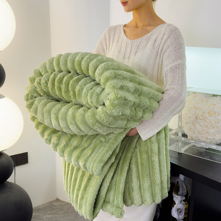 Women's Luxurious Soft Faux Fur Blanket