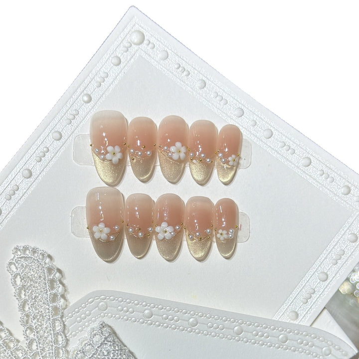 Decorative Press-On Nail Art Set with Floral Accents Stornfield