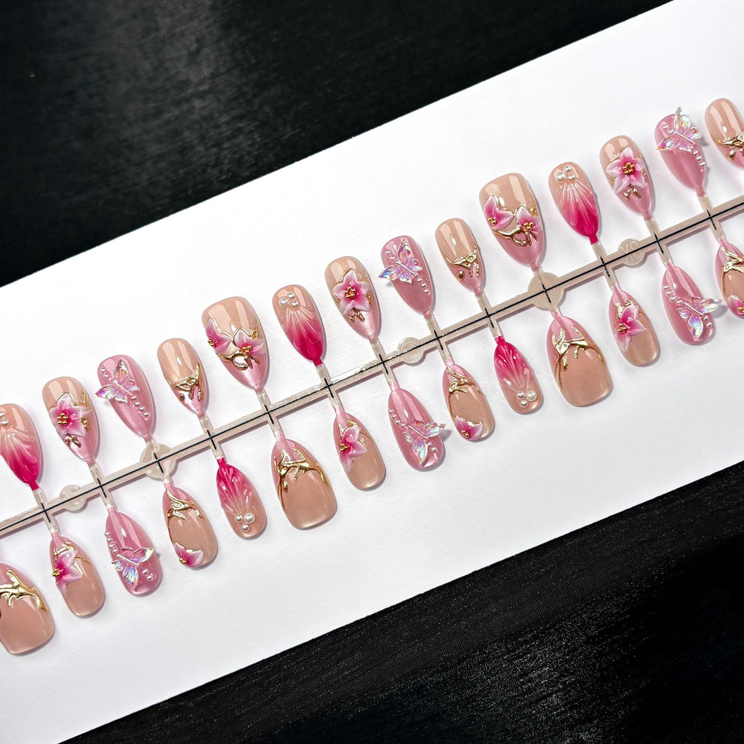 Floral Nail Art Press-On Set