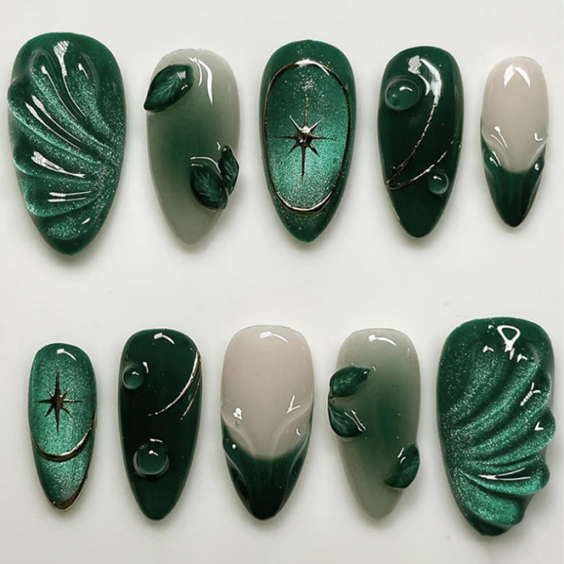 Artificial nails with botanical motifs Stornfield