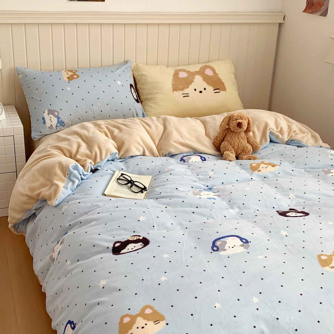 Cute Themed Fleece Bedding Set