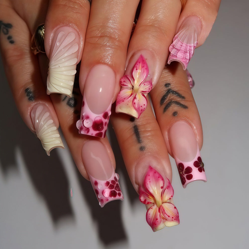 Artificial Nails Set with Elegant Floral Designs Stornfield