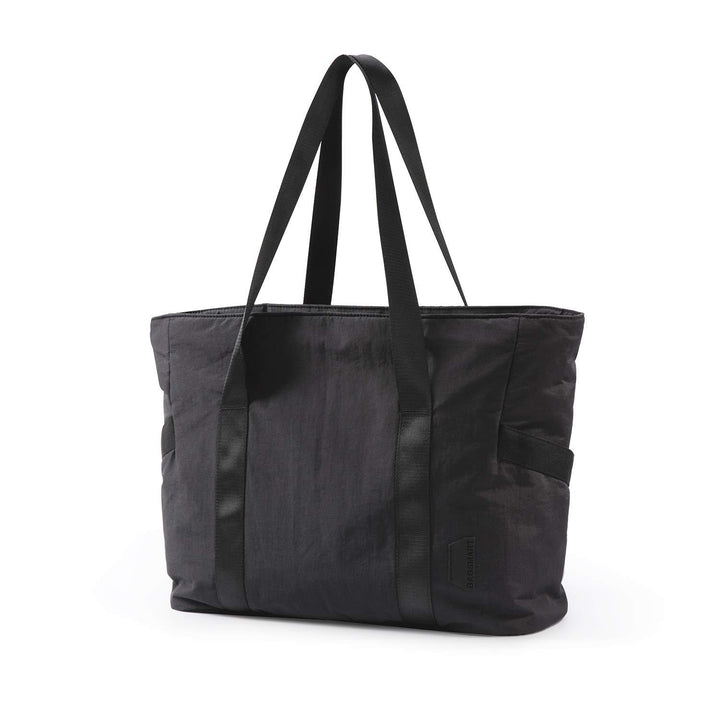 Spacious and Practical Shopping Bag Stornfield