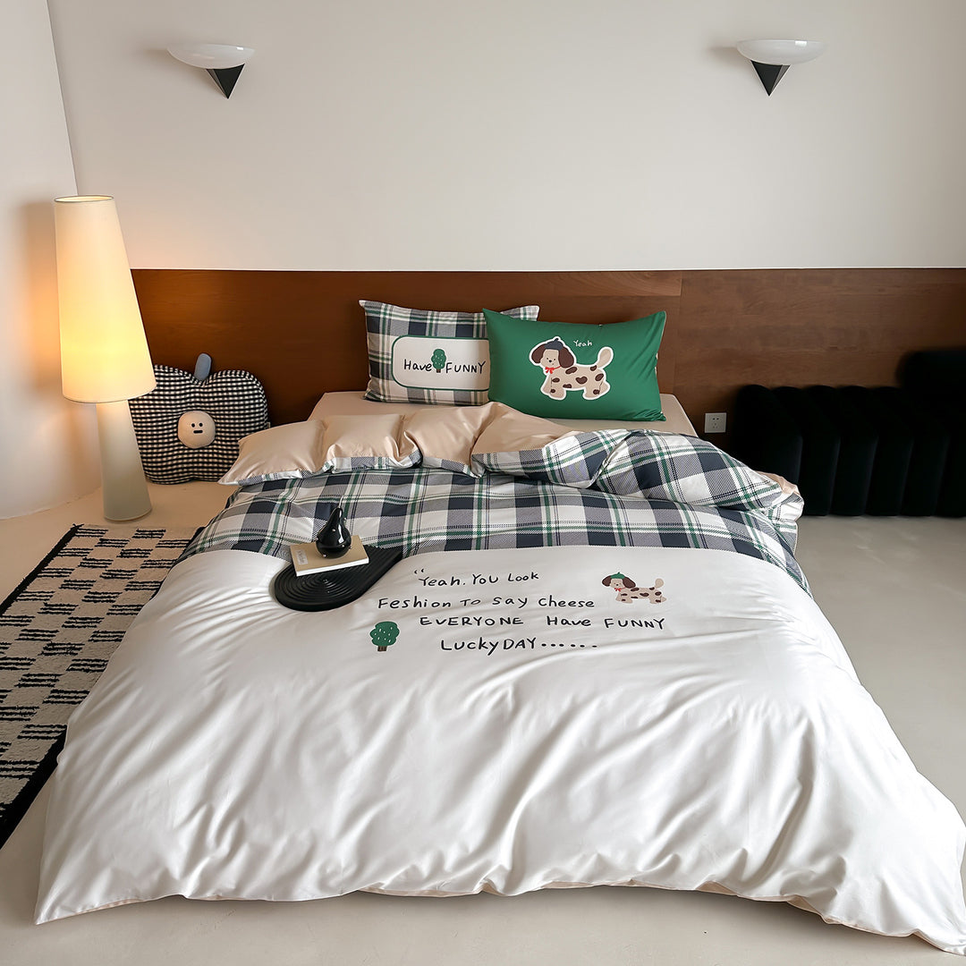 Bedding set with check pattern and playful dog print