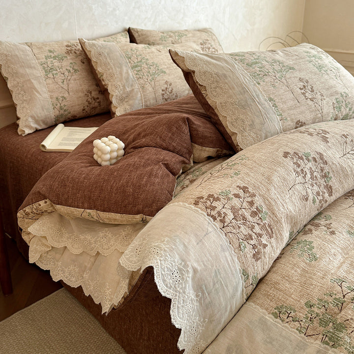 Vintage Floral Embellished Bedding Set