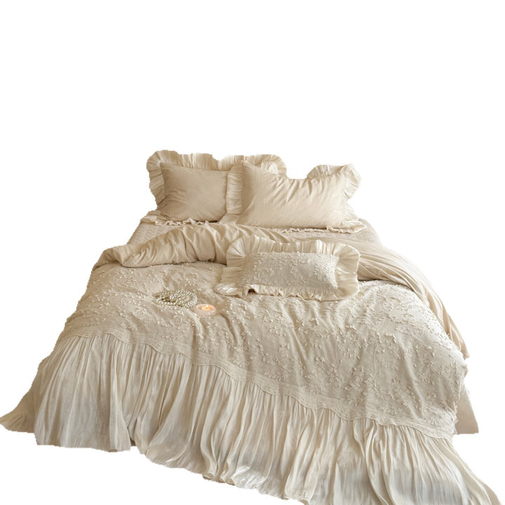 Romantic Ruffled Lace-Embroidered Cotton-Linen Duvet Cover Set with Decorative Pillow Shams