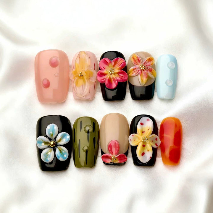 Artistic Floral Design Press-On Nails with Premium Finish