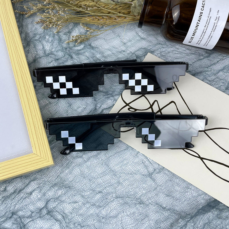 Bold Geometric Frame Sunglasses Stornfield