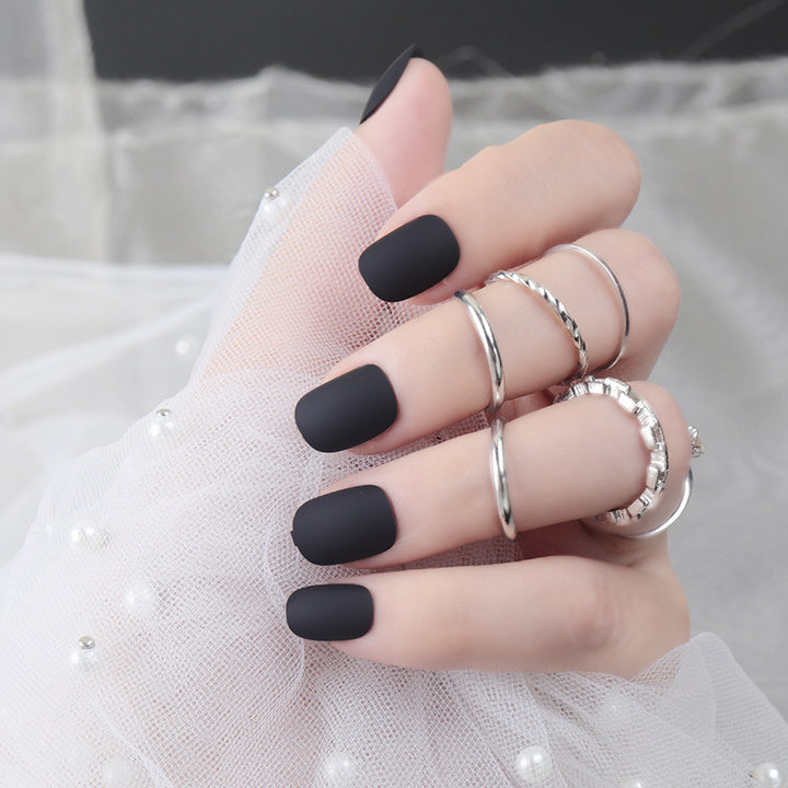 Matte Press-On Nail Set Stornfield