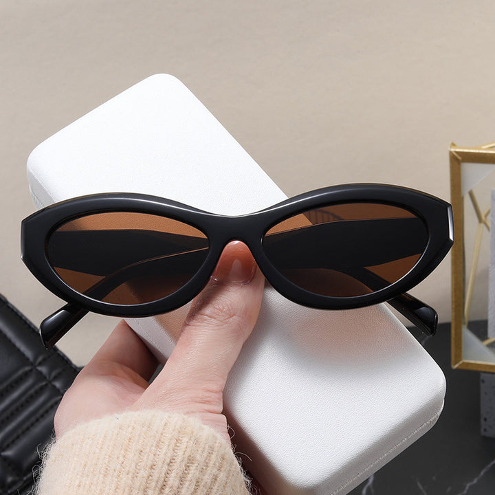 Women's fashionable Cat-Eye sunglasses with UV protection Stornfield