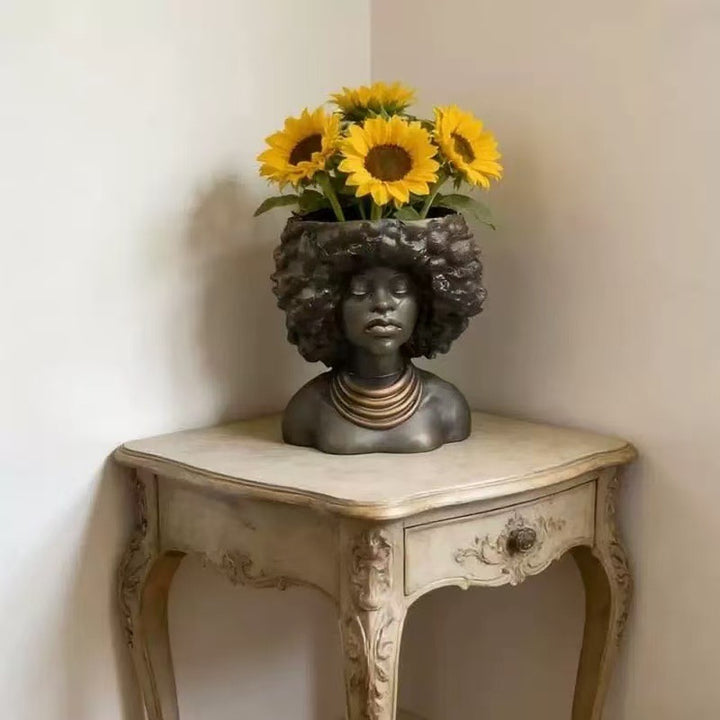 Decorative bust with African motif Stornfield