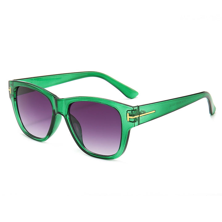 Fashion-Forward Elegant Shield Sunglasses Stornfield