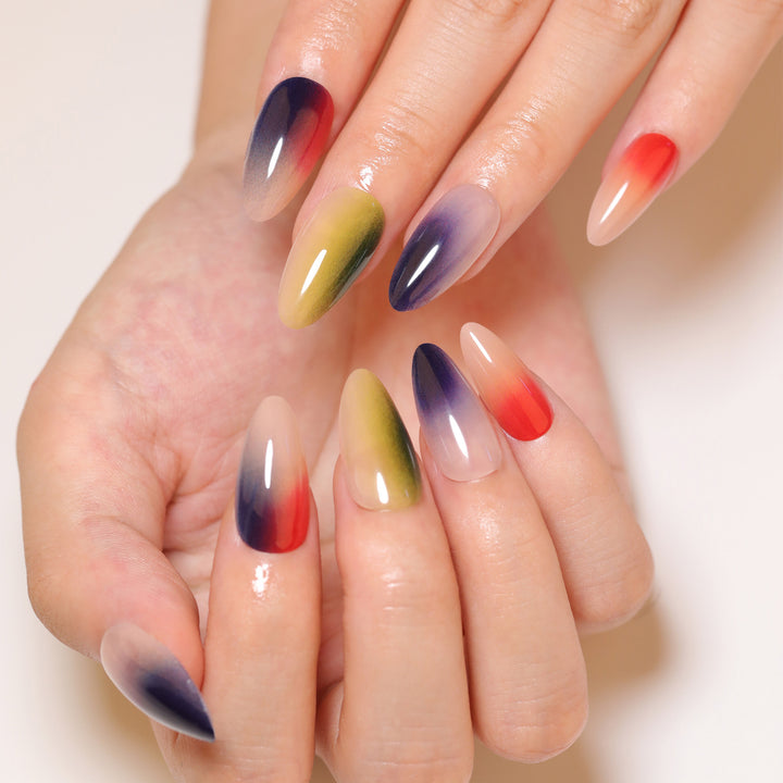 Artificial nail art with elegant gradient Stornfield