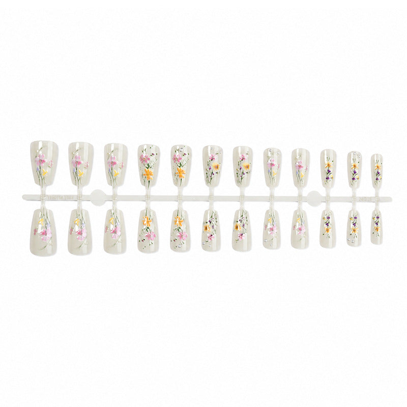 Artistic Floral Press-On Nails Set Stornfield