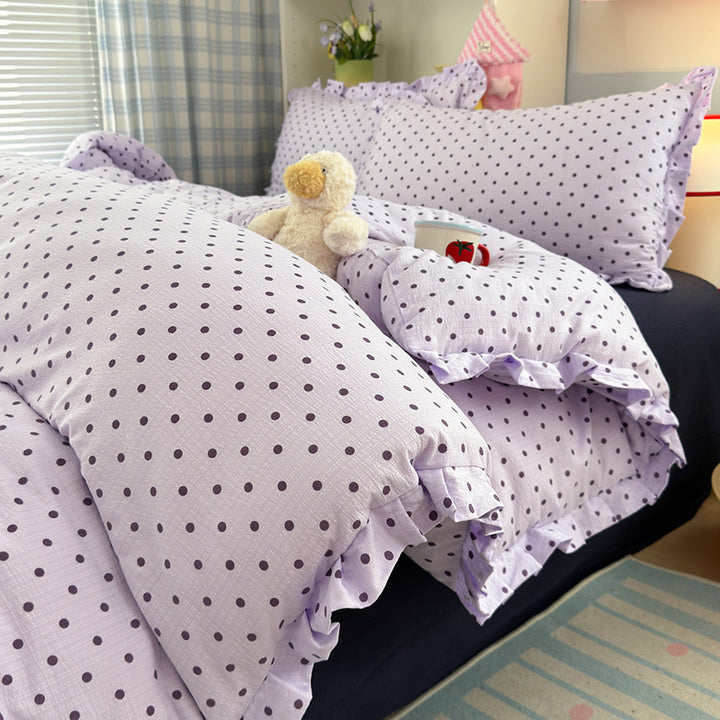 Charming Polka Dot Bedding Set
