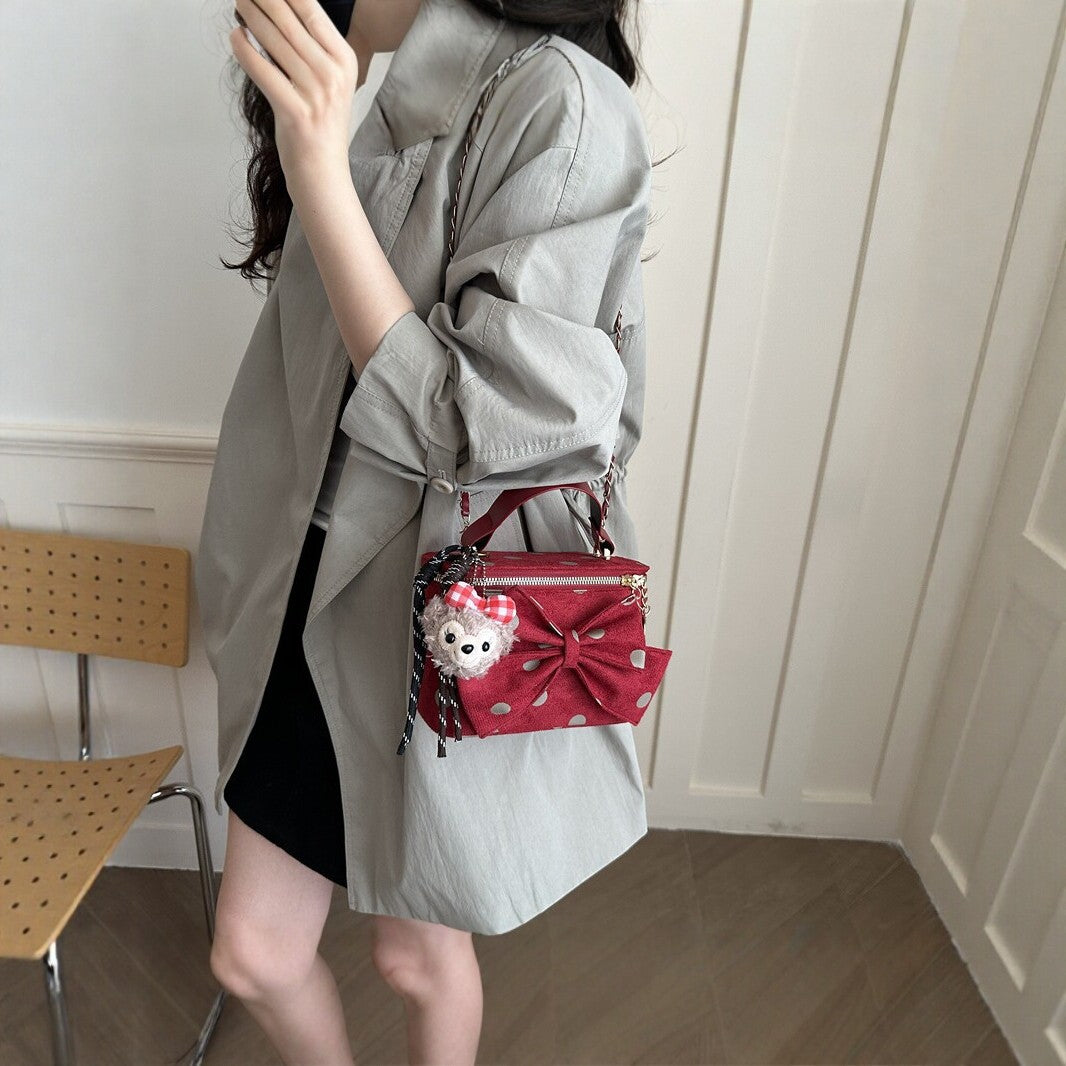 Bow Detail Evening Clutch