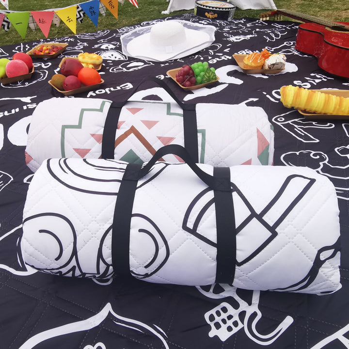 Picnic blanket with water-repellent underside Stornfield