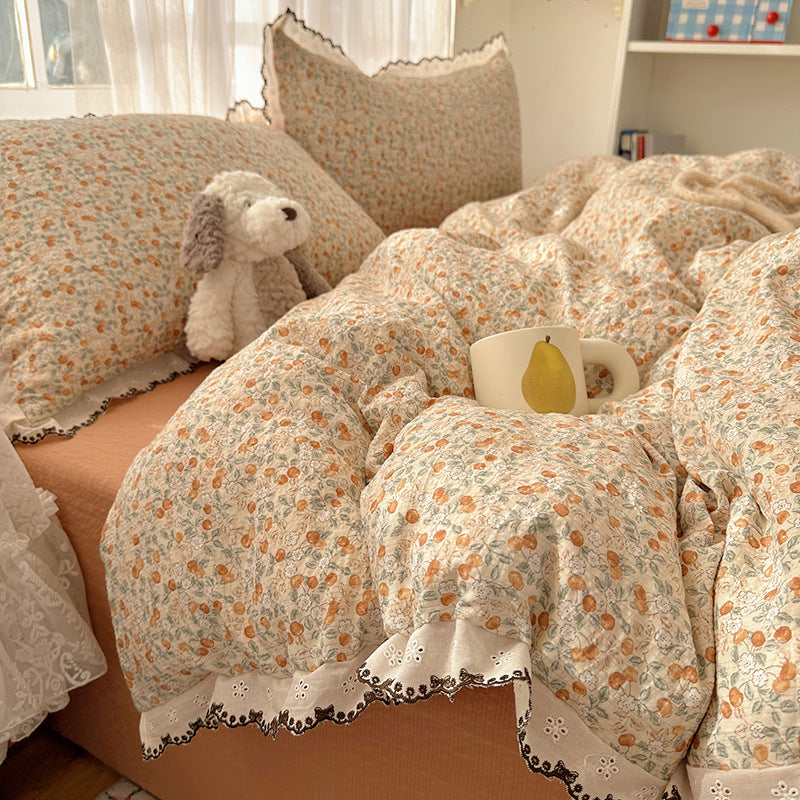 Vintage Floral Patchwork Bedding Set