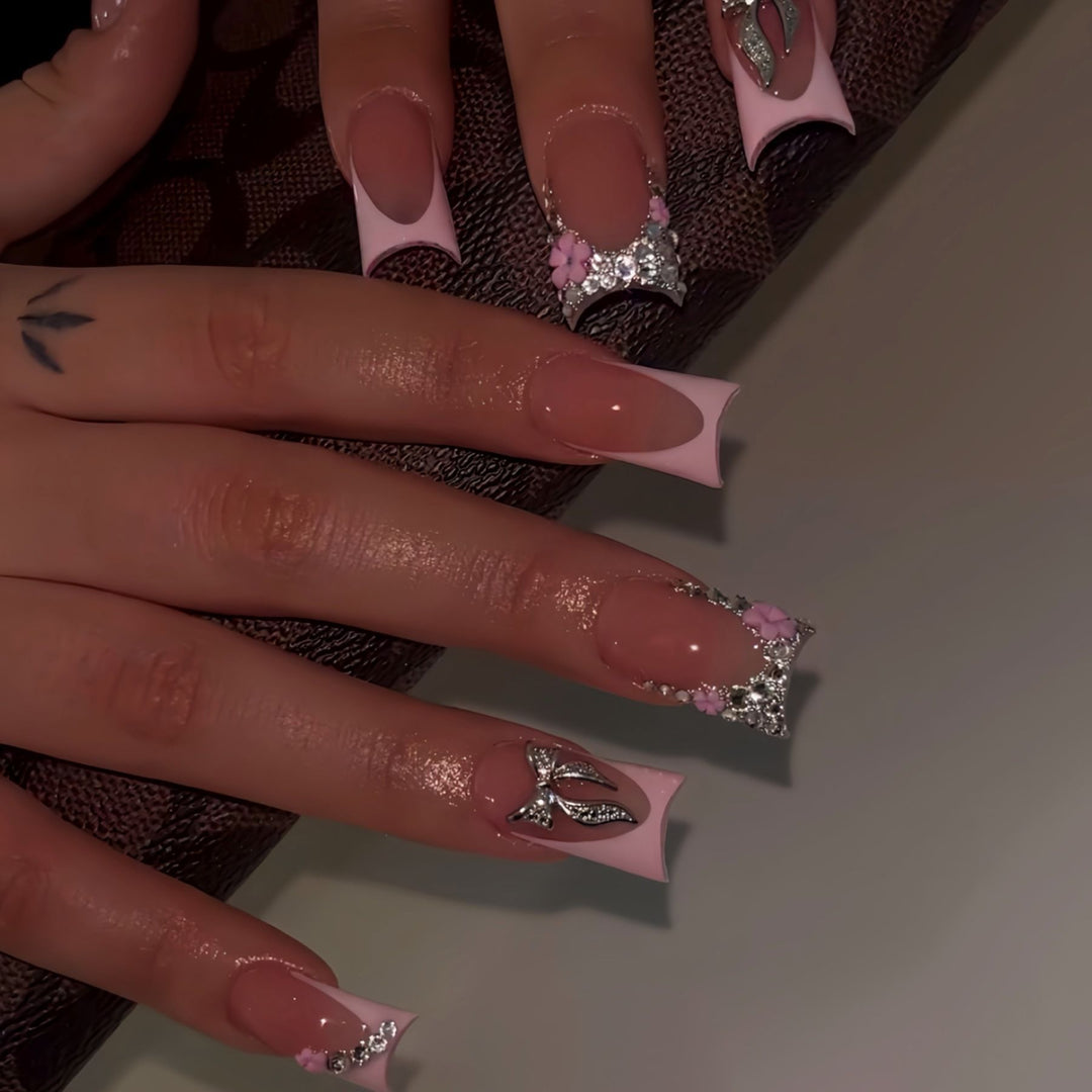 Elegant Floral Rhinestone Press-On Nails Stornfield