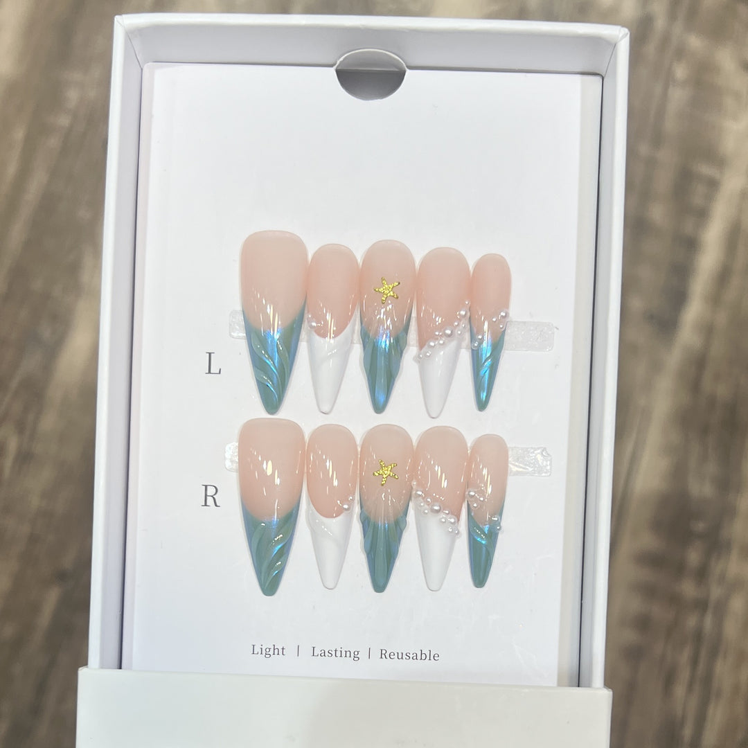 Reusable Press-On Nail Set Stornfield