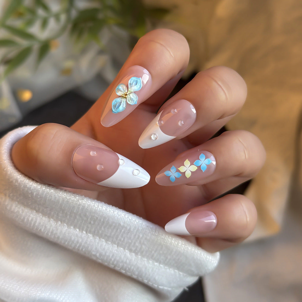 Decorative Floral Press-On Nail Art Set Stornfield