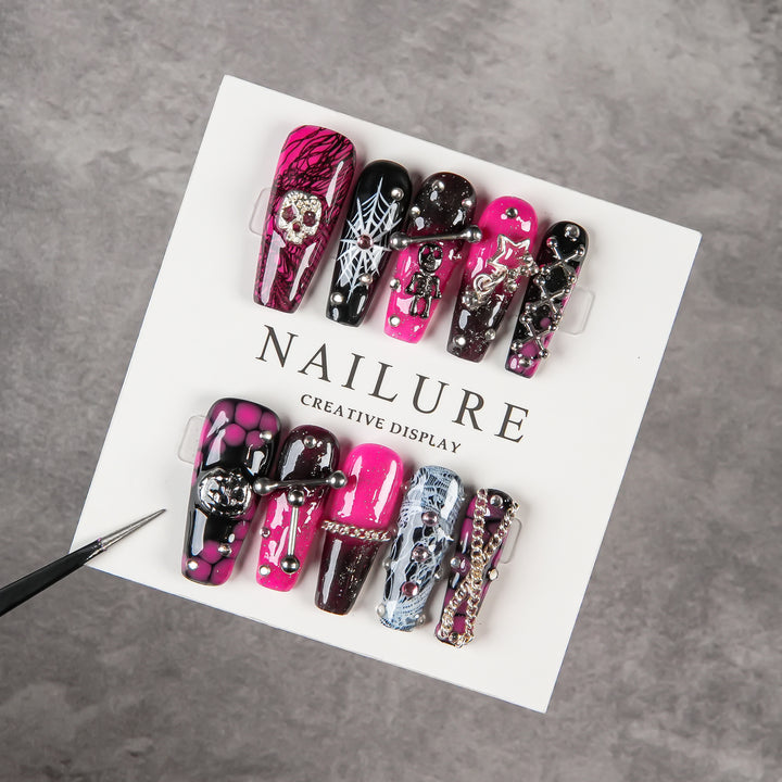 Artistic Gothic Press-On Nail Set