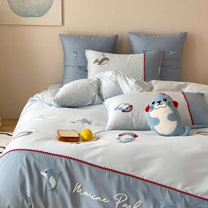 [Unisex] Marine Embroidered Cotton Sateen Duvet Cover Bedding Set with Pillowcases and Plush Seal Cushion