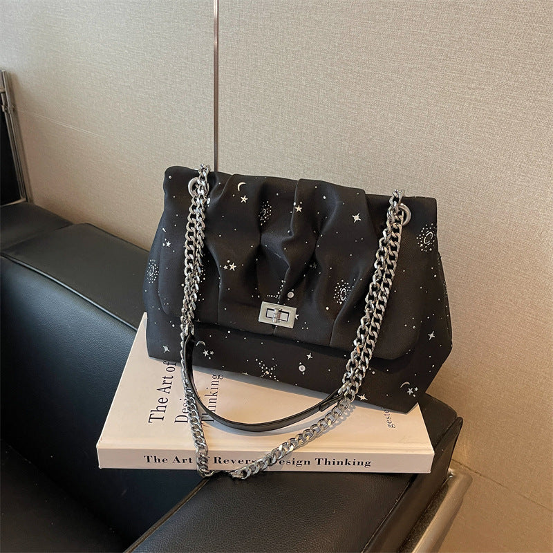 Stylish Chain-Accented Handheld Shoulder Bag
