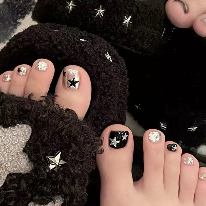 Stylish Star-Accented Press-On Toenails Stornfield