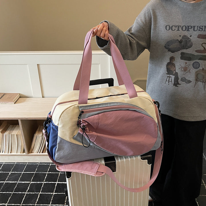 Versatile Multi-Pocket Fitness Duffel Stornfield