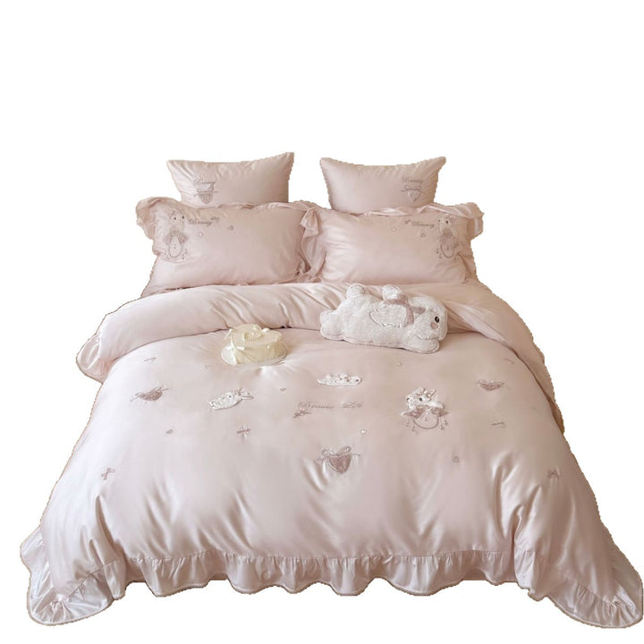 Luxurious Satin-Feel Ruffled Duvet Cover Ensemble with Embroidered Appliqué Pillow Shams