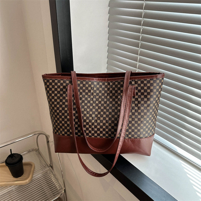 Elegant Graphic Tote Bag
