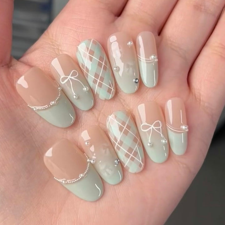 Stylish Stiletto Press-On Nails with Leopard Print and Rhinestone Accents Stornfield