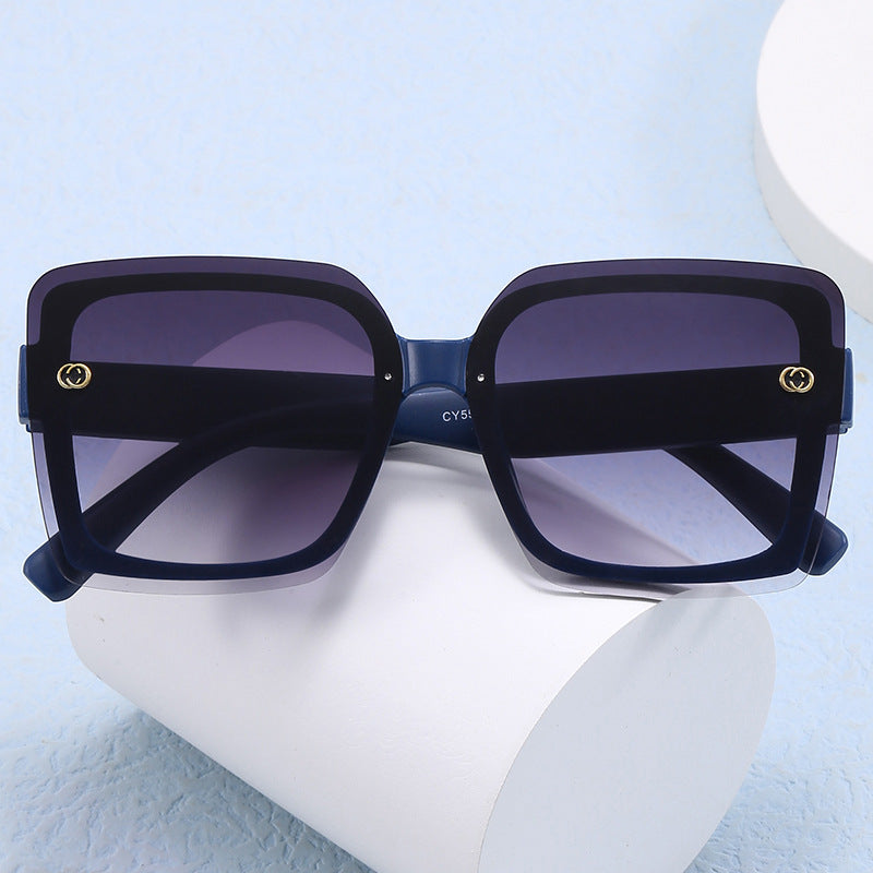 Women's oversized square sunglasses with elegant frame Stornfield
