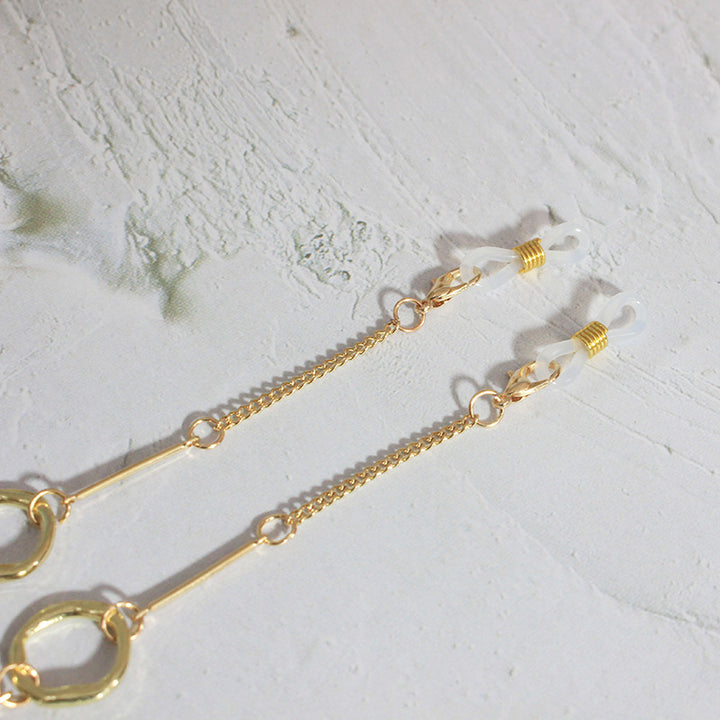 Elegant necklace with geometric details Stornfield