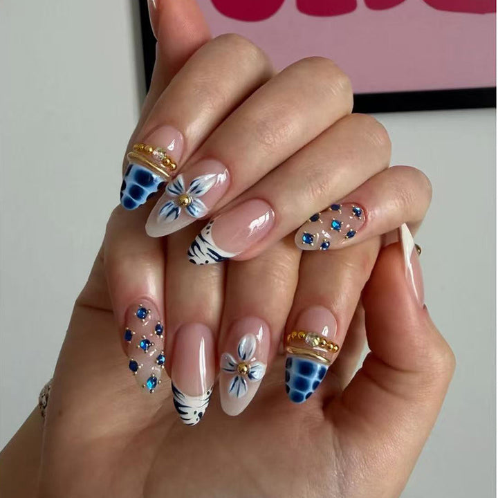 Elegant Artistic Press-On Nail Extensions Stornfield