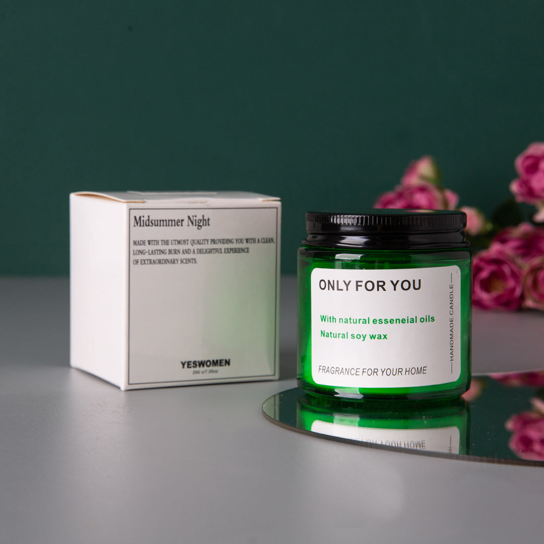 Hand-Poured Scented Soy Jar Candle with Screw Lid and Gift Box