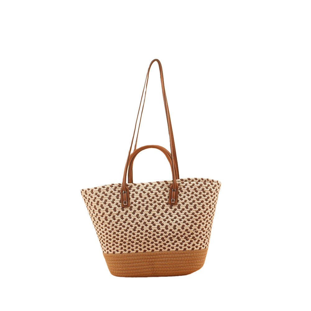 Elegant and Spacious Beach Bag with Woven Design Stornfield