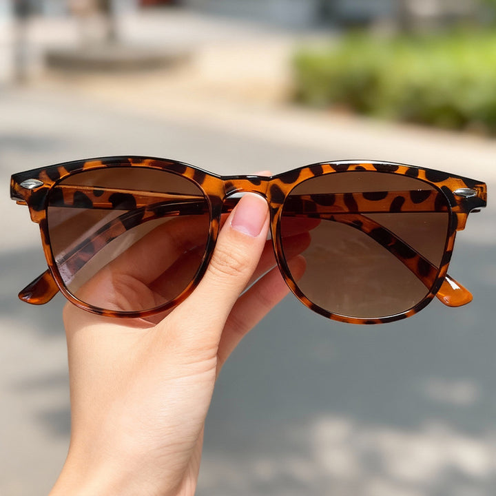 Trendy Animal Print Sunglasses Stornfield