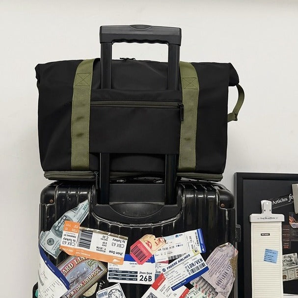 Spacious sports and travel bag with water-repellent material Stornfield
