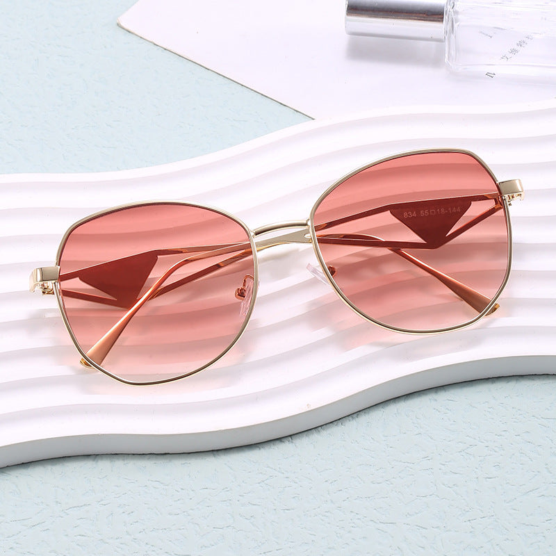 Women's fashionable geometric sunglasses with unique frame Stornfield