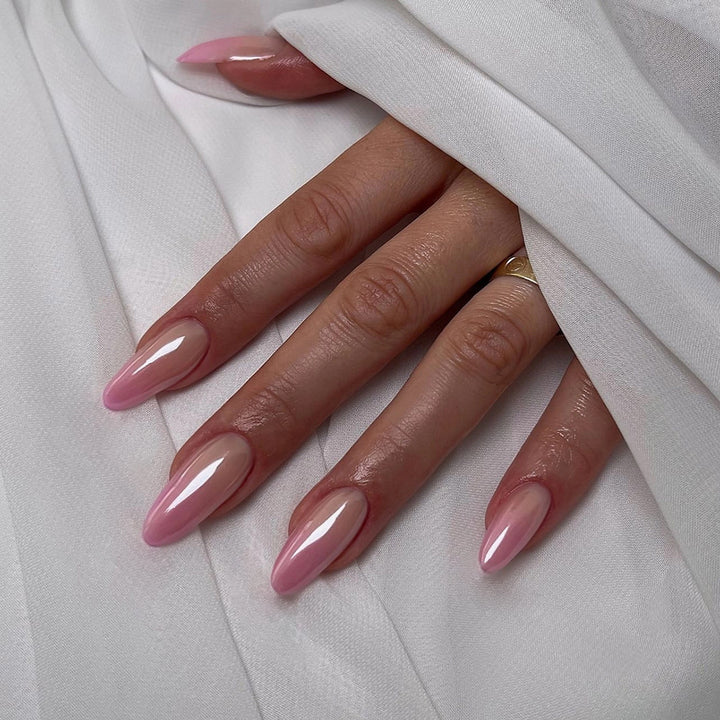 Elegant and trendy nail art set Stornfield