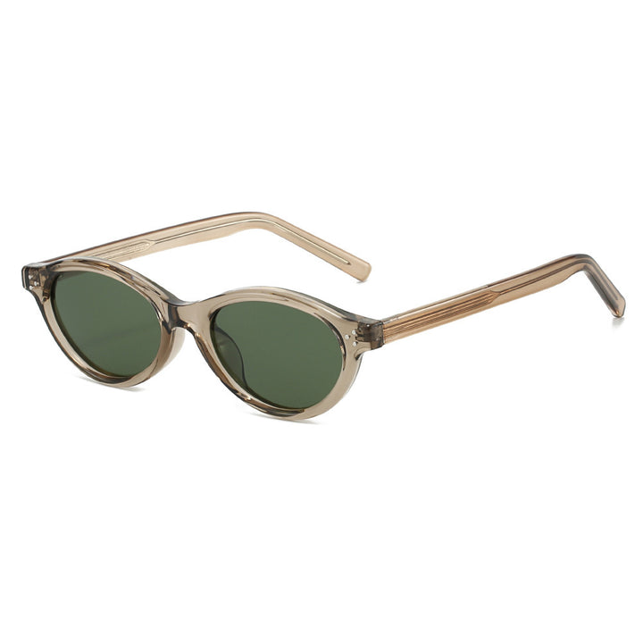 Women Cat-Eye Sunglasses with elegant, transparent frame and UV400 protection Stornfield