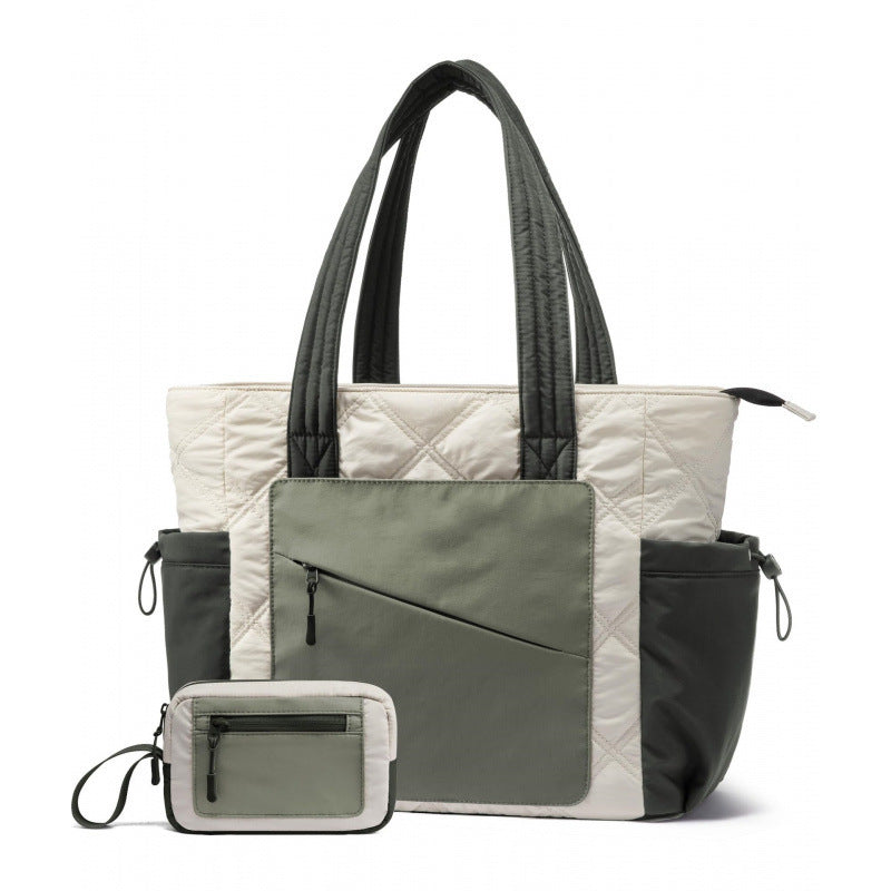 Modern Weekender Bag with Practical Interior Pockets Stornfield