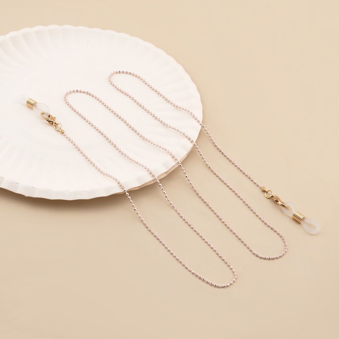 Elegant Beaded Eyewear Chain Stornfield