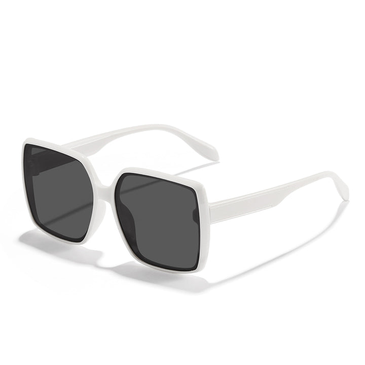 Women's oversized sunglasses with modern square frame and protective lenses Stornfield