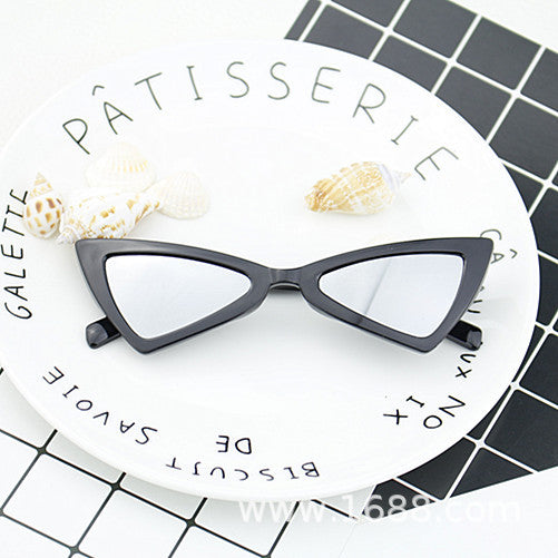 Women's fashionable Cat-Eye sunglasses with elegant design Stornfield
