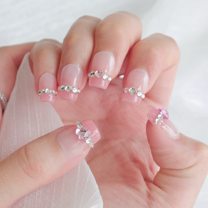 Butterfly-Embellished Press-On Nail Set