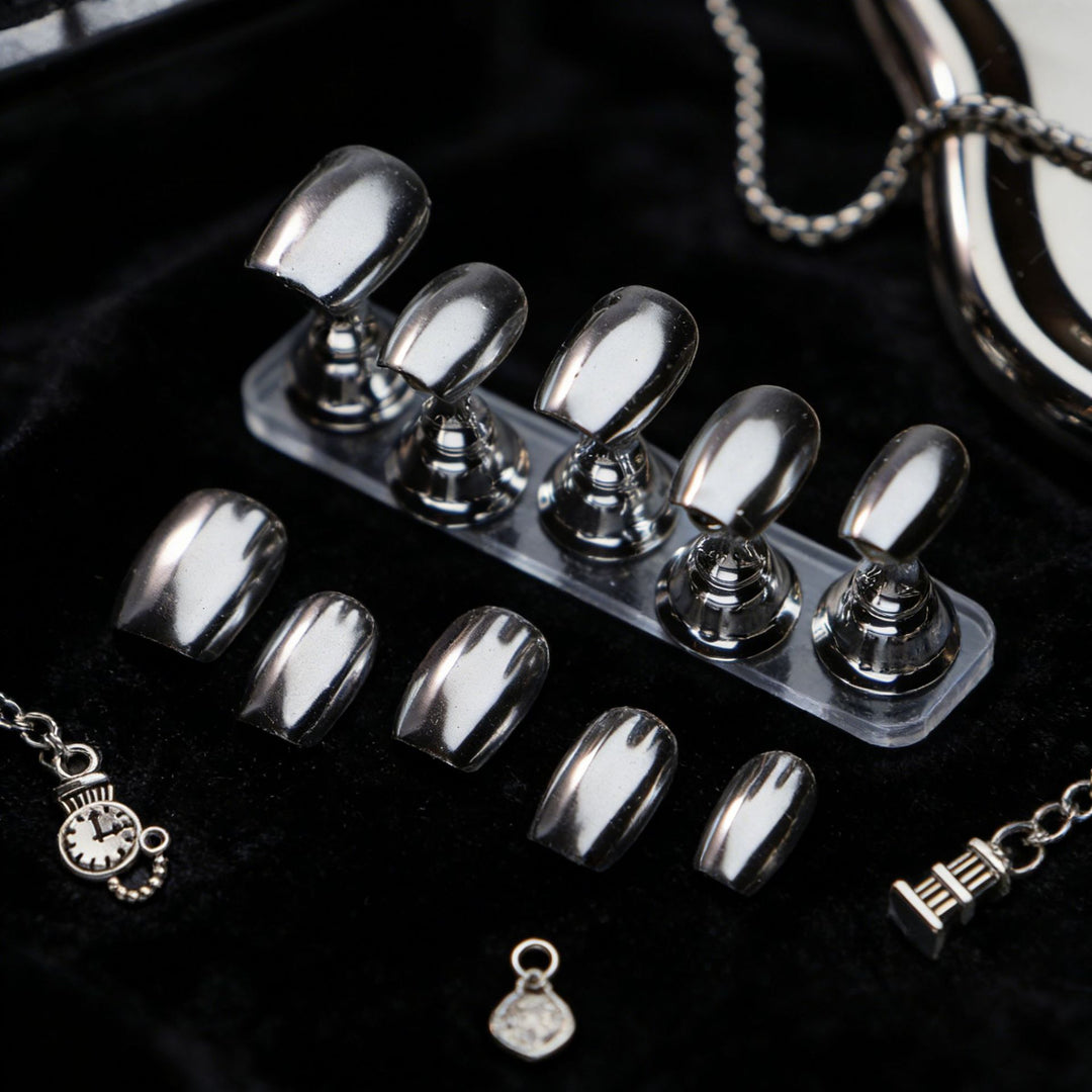 Metallic Press-On Nail Set